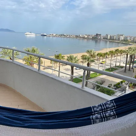 Your By The Sea Apartment *